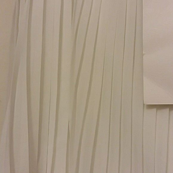 Top - Picture 3 of 4